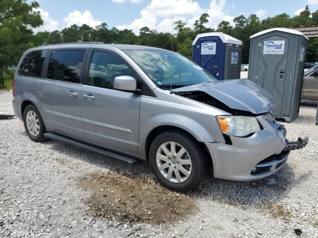 2013 Chrysler Town & Country Touring