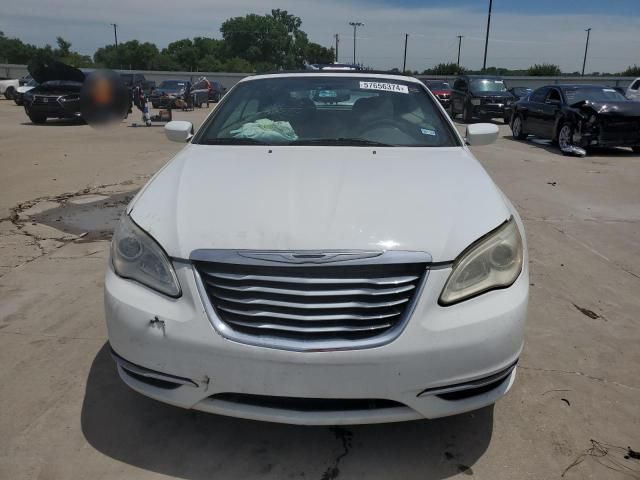 2011 Chrysler 200 Touring