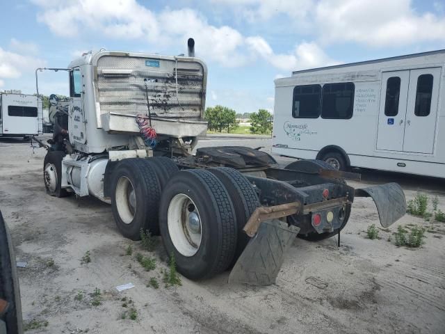 1995 Freightliner Conventional FLD120