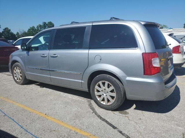 2013 Chrysler Town & Country Touring