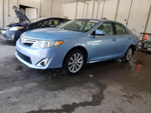 2013 Toyota Camry Hybrid