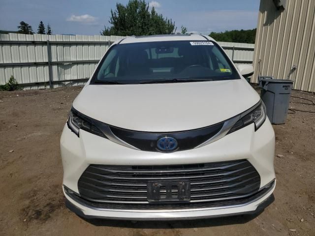 2021 Toyota Sienna Limited