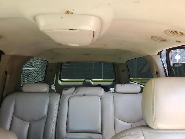 2004 Chevrolet Suburban K1500