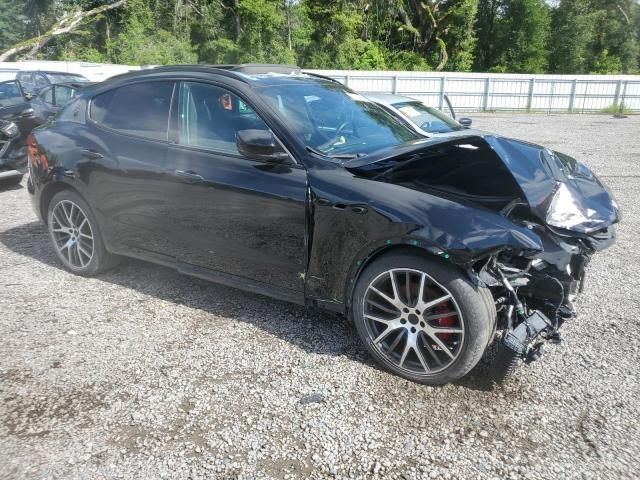 2017 Maserati Levante Sport