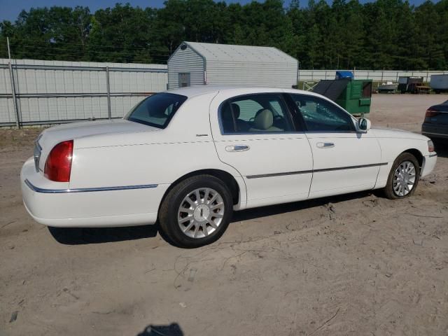 2006 Lincoln Town Car Signature