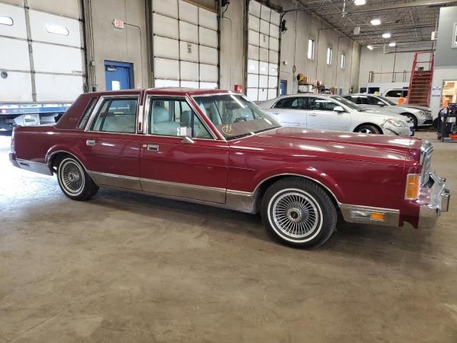 1989 Lincoln Town Car Signature