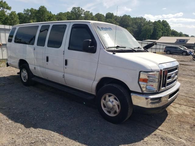 2013 Ford Econoline E350 Super Duty Wagon