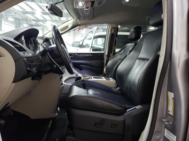 2014 Chrysler Town & Country Touring