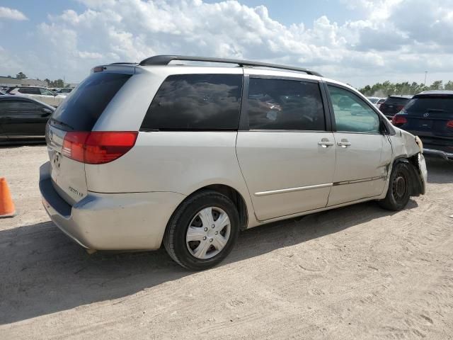 2004 Toyota Sienna CE