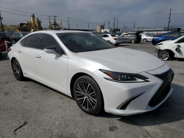 2022 Lexus ES 300H Base