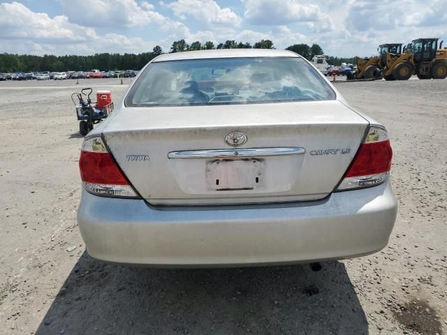 2005 Toyota Camry LE