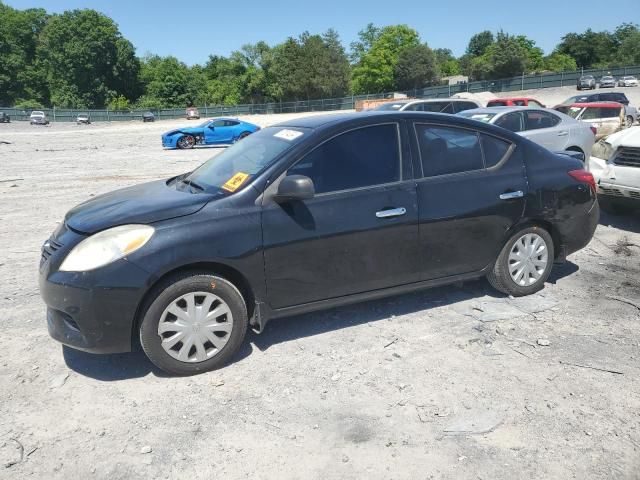 2014 Nissan Versa S