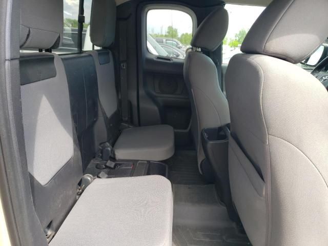 2016 Toyota Tacoma Access Cab