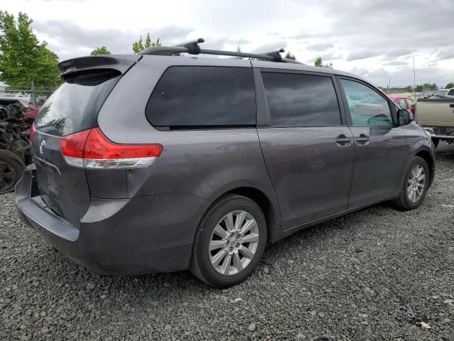 2011 Toyota Sienna LE