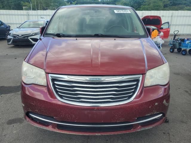 2013 Chrysler Town & Country Touring