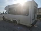 2009 Ford Econoline E350 Super Duty Cutaway Van