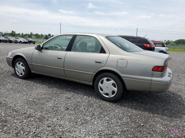 1999 Toyota Camry LE