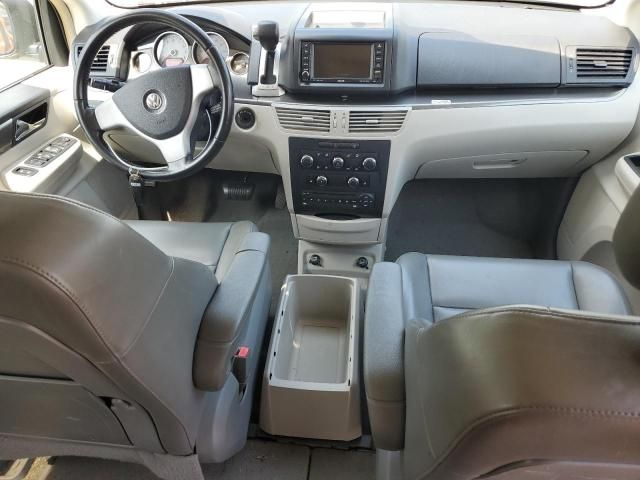 2010 Volkswagen Routan SE