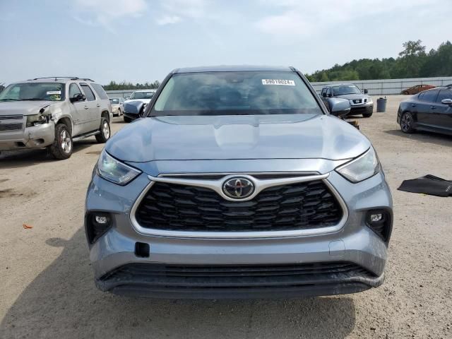 2022 Toyota Highlander L