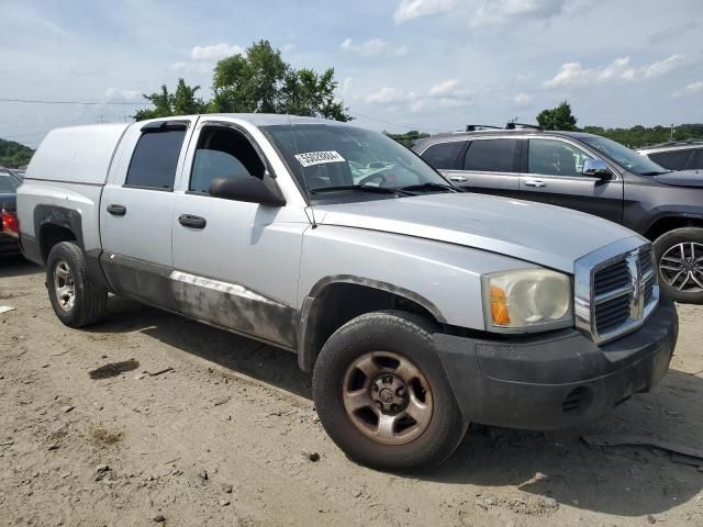 2005 Dodge Dakota Quattro