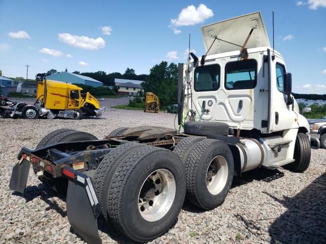 2019 Freightliner Cascadia 125