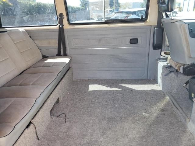 1990 Volkswagen Vanagon Bus