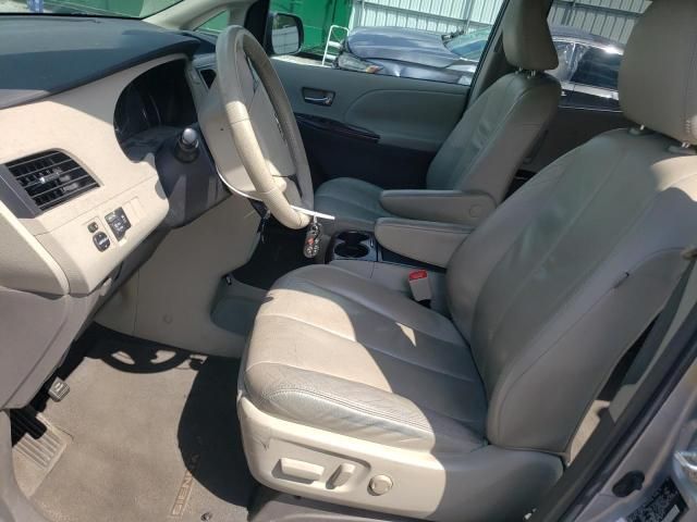 2011 Toyota Sienna XLE