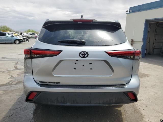 2022 Toyota Highlander L