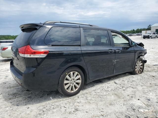 2011 Toyota Sienna XLE