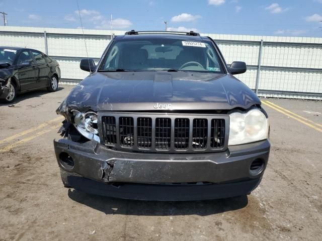 2005 Jeep Grand Cherokee Laredo