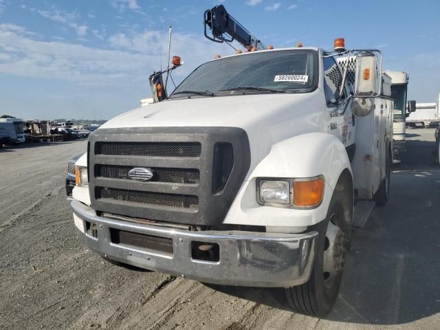 2004 Ford F750 Super Duty