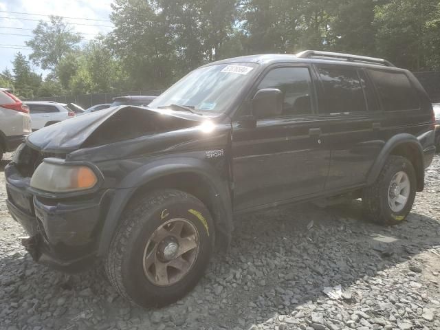 2004 Mitsubishi Montero Sport ES