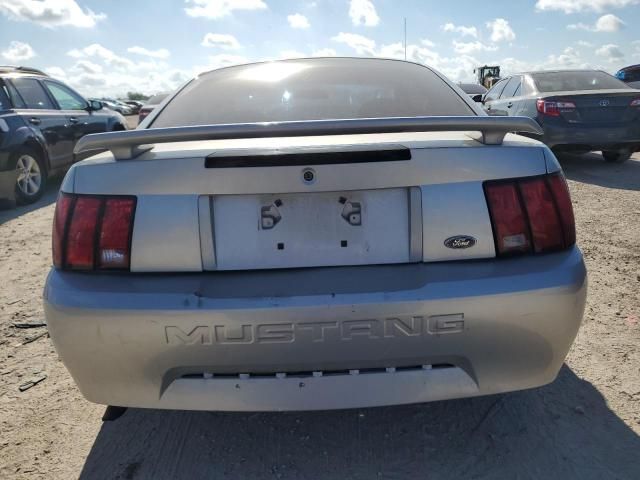 2004 Ford Mustang