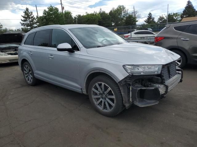 2019 Audi Q7 Prestige