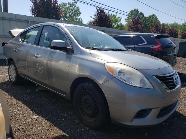 2012 Nissan Versa S