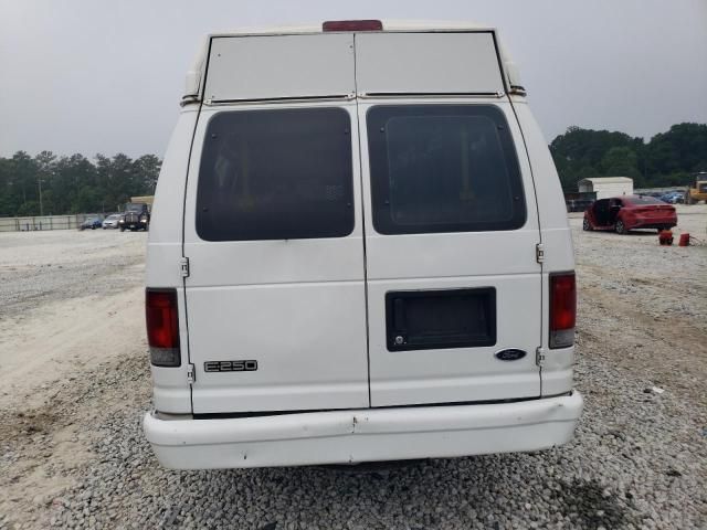 2005 Ford Econoline E250 Van