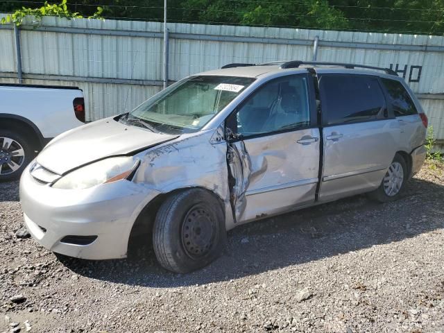 2007 Toyota Sienna CE