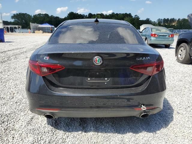 2017 Alfa Romeo Giulia Q4