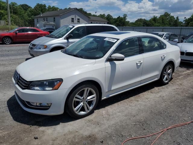 2014 Volkswagen Passat SEL