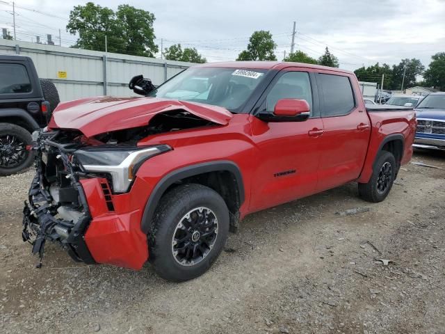 2022 Toyota Tundra Crewmax SR