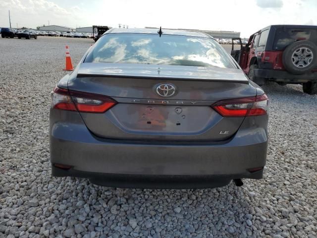 2016 Toyota Camry LE