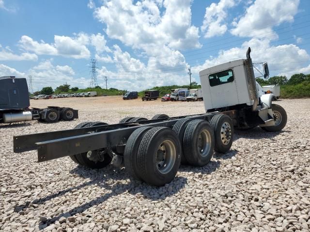 2014 Kenworth Construction T800