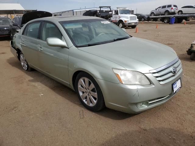 2005 Toyota Avalon XL