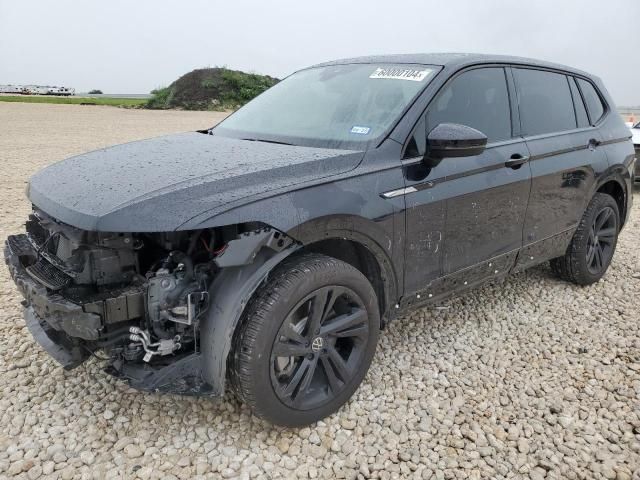 2023 Volkswagen Tiguan SE R-LINE Black