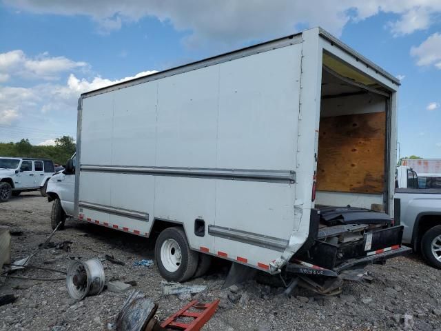 2019 Ford Econoline E350 Super Duty Cutaway Van