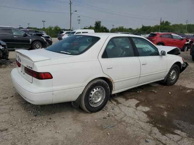 1999 Toyota Camry LE