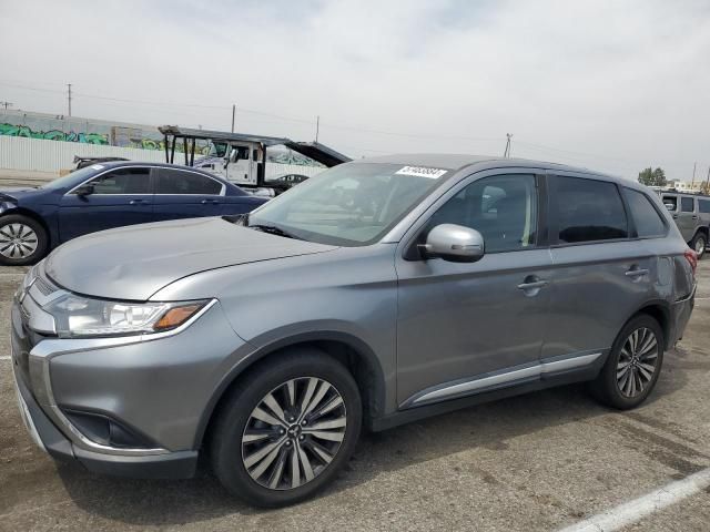 2019 Mitsubishi Outlander SE