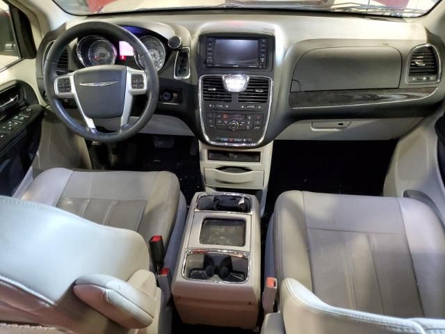 2012 Chrysler Town & Country Touring