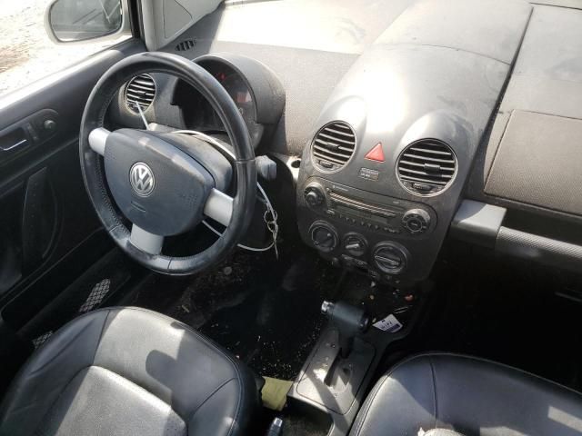 2009 Volkswagen New Beetle S