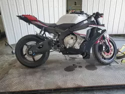 Salvage cars for sale from Copart Cahokia Heights, IL: 2016 Yamaha YZFR1S